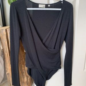 COPY - Aritzia Wilfred Free Bodysuit